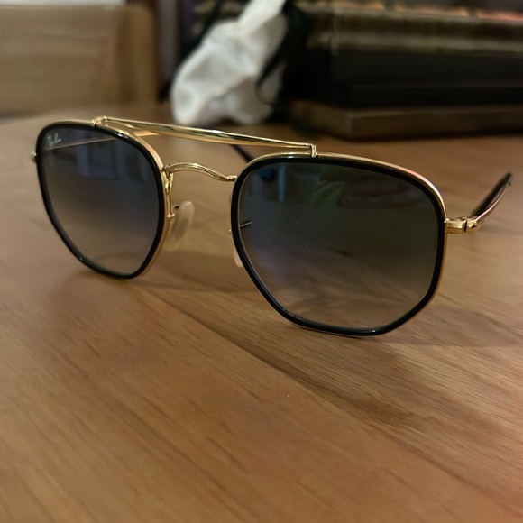 Ray-Ban Gold and Blue Aviator Sunglasses - Picture 2 of 3